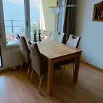 Mit Und Bergsicht Im Vier Sterne *
