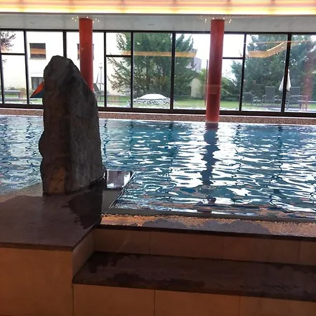 Mit Und Bergsicht Im Vier Sterne 아파트 *