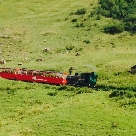 Mit Und Bergsicht Im Vier Sterne Appartement Beatenberg