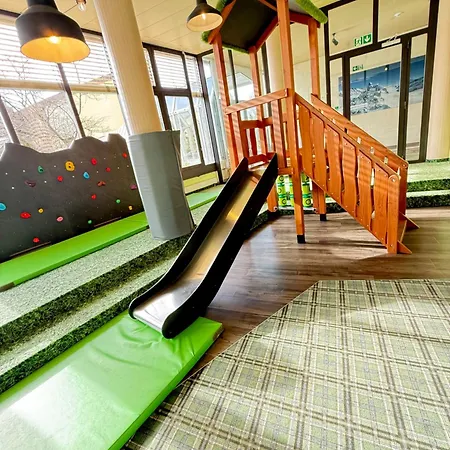 Mit Und Bergsicht Im Vier Sterne Apartamento